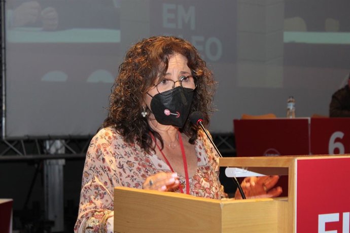 La secretaria general de UGT Extremdura, Patro Sánchez, tras ser reelegida