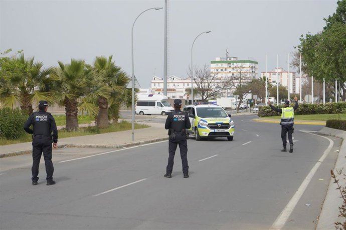 Control policial en Ayamonte (Huelva).
