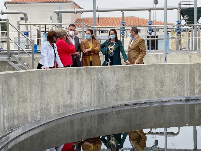 Carmen Crespo inaugura la EDAR de Antas (Almería)