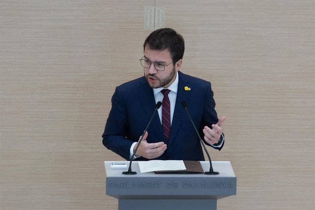 El candidato a la Presidencia de la Generalitat, Pere Aragonès, en el pleno de investidura.