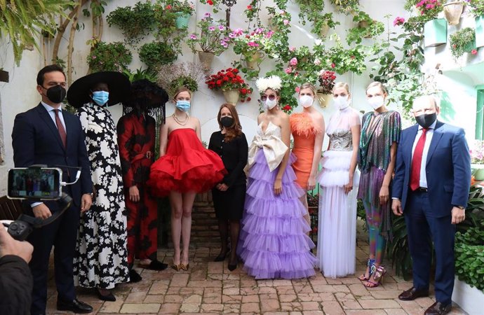 Presentación de los 'shooting' y 'fashion films' en patios de Córdoba en la Semana de la Moda de Andalucía.