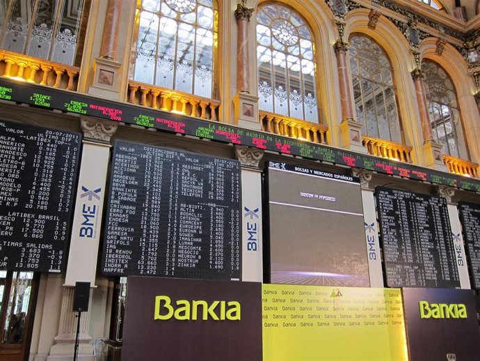 Archivo - Fotografía del debut en Bolsa de Bankia en julio de 2011.