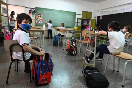 Solo 51 países tienen educación presencial por completo debido a la pandemia