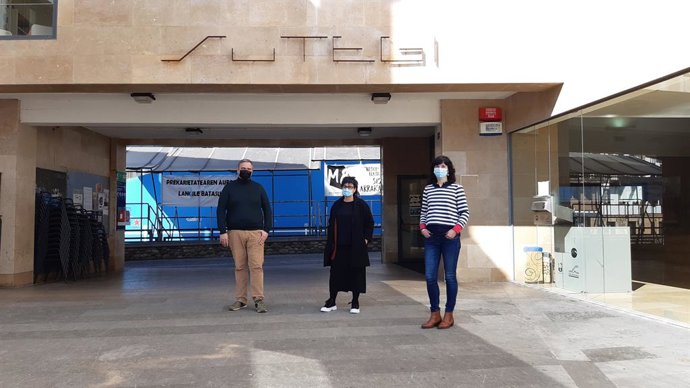 'Elhuyar Solasaldiak' Zikloa Aurkeztu Dute.