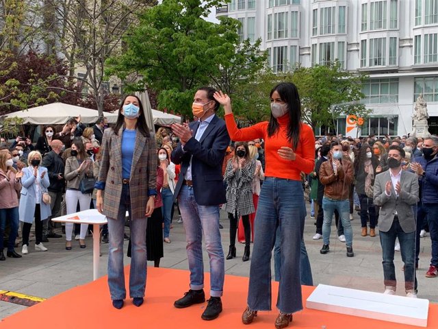 La vicealcaldesa de Madrid, Begolla Villacís, presenta la candidatura de Edmundo Bal