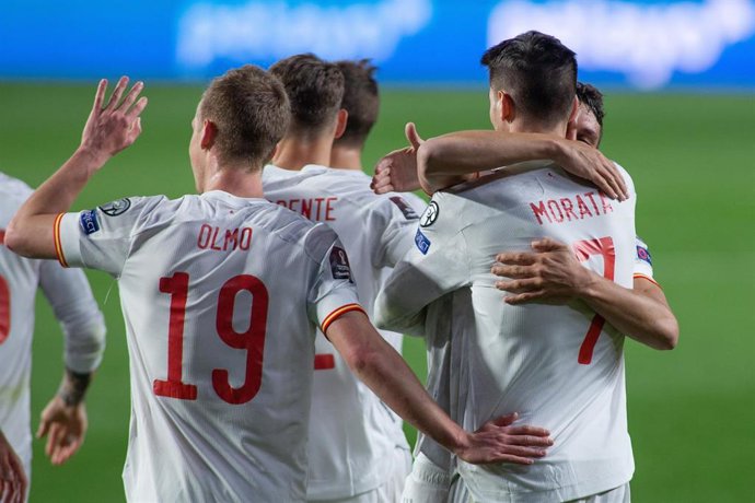 Morata celebra el tanto ante Grecia en la primera jornada de clasificación para el Mundial 2022