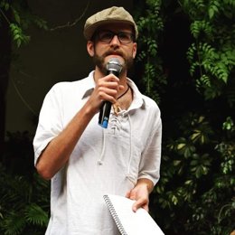 El poeta Pepe Belló