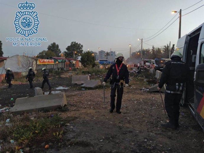 Archivo - La Policía Nacional en una actuación en el Vacie. Imagen de archivo.