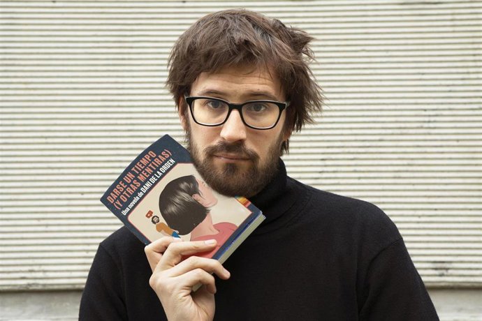 El director de cine Dani de la Orden con su primera novela