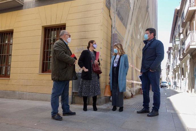 Actuación de mejora del edificio municipal donde se ubican las instalaciones del edificio de la Concejalía de Juventud, parte de Educación, así como la asociación de Enfermos de Alzhéimer.