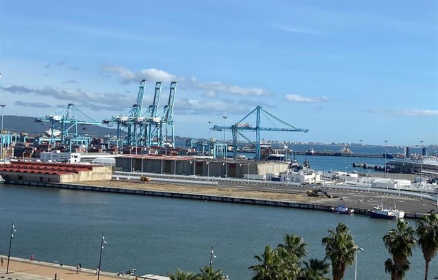 Archivo - El puerto de Algeciras en una imagen de archivo.