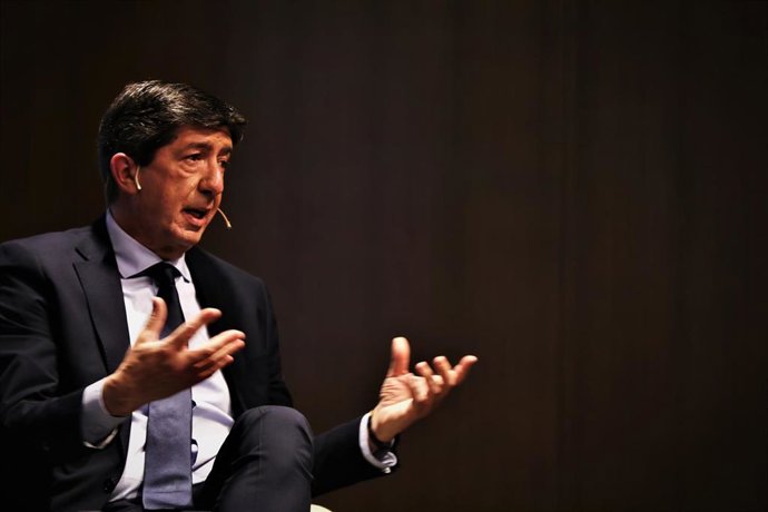 El vicepresidente de la Junta y consejero de Turismo, Regeneración, Justicia y Administración Local, Juan Marín, intervienen en los desayunos informativos de Europa Press Andalucía, con el patrocinio de Fundación Cajasol, Atlantic Copper, Cepsa y Labora