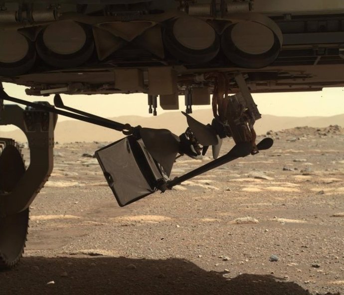 El helicóptero Ingenuity comienza a desplegarse en Marte