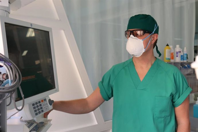 [L Comunicacion.Almeria.Dgob] Nota H Poniente, Posgrado Atención A Pacientes Covid