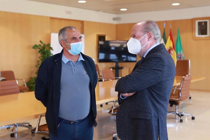 Nogales y Villalobos, en la reunión sobre el Plan Contigo