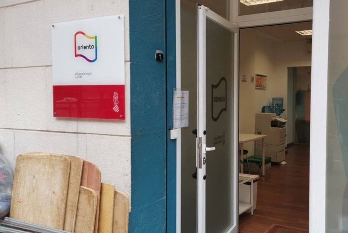 Ataque a la sede de Lambda en Valncia