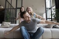 Cómo dar alas a los hijos y asentar raíces familiares seguras al mismo tiempo