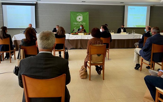 [L Comunicacion.Almeria.Dgob] Junta Y Hortyfruta Trabajan Para Poner En Marcha La Extensión De Norma En La Próxima Campaña De Invierno (Consejería De Agricultura, Ganadería, Pesca Y Desarrollo Sostenible)