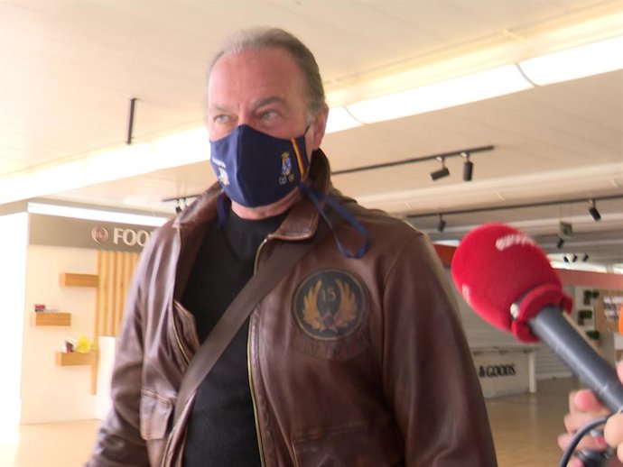 Bertín Osborne llega a la estación de Atocha en Madrid