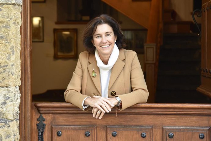 Cacilia Alvargonzález.