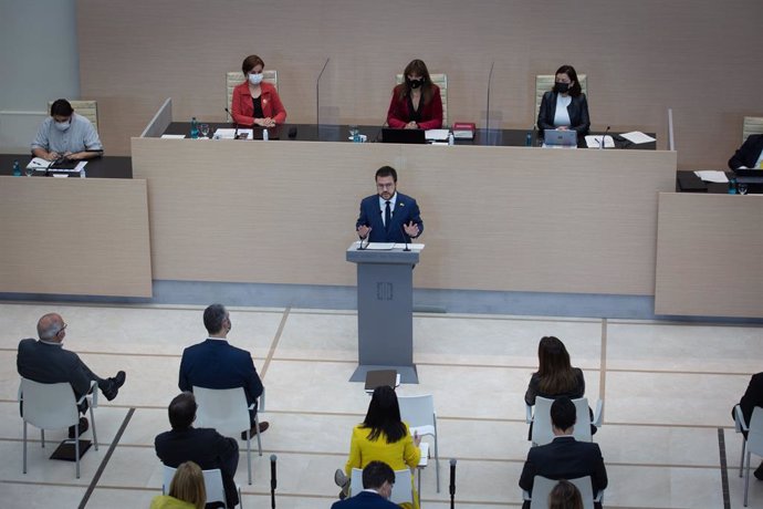 El candidat a la presidncia de la Generalitat, Pere Aragons, en el discurs de la segona volta del ple d'investidura al Parlament.