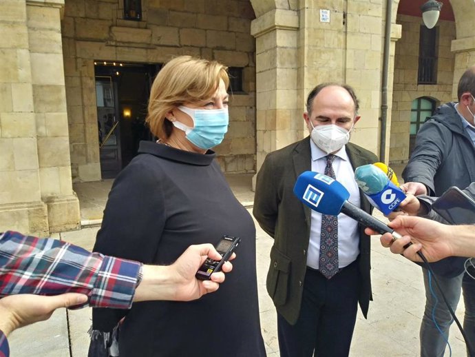 Mariví Monteserín y Ignacio Villaverde.