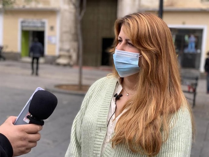 Susana Serrano atiende a los medios en una foto de archivo