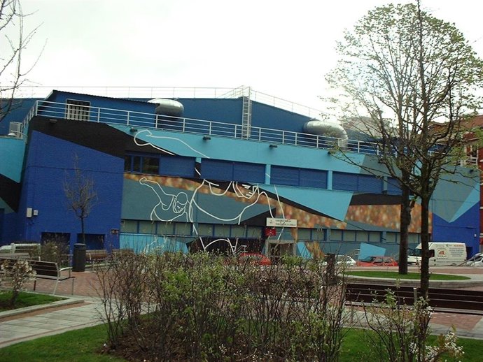 Archivo - Imagen exterior del Pabellón de La Casilla