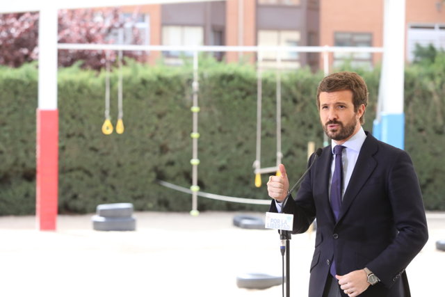 El presidente del Partido Popular, Pablo Casado, presenta el recurso de inconstitucionalidad contra la nueva Ley de Educación, conocida como 'ley Celaá', en el Colegio Internacional J. H. Newman, Madrid (España) a 29 de marzo de 2021. 