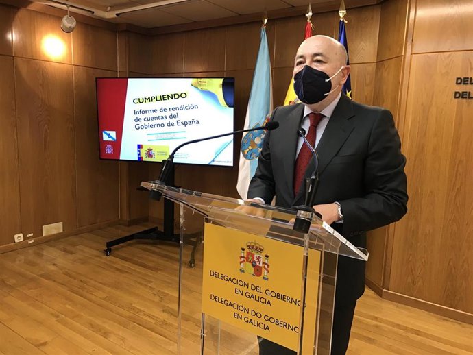 Archivo - El delegado del Gobierno en Galicia, Javier Losada, en rueda de prensa