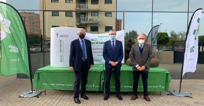 Nota+Foto / La Comunidad Implanta El Programa De Cribado De Cáncer De Colon En Todas Las Áreas De Salud