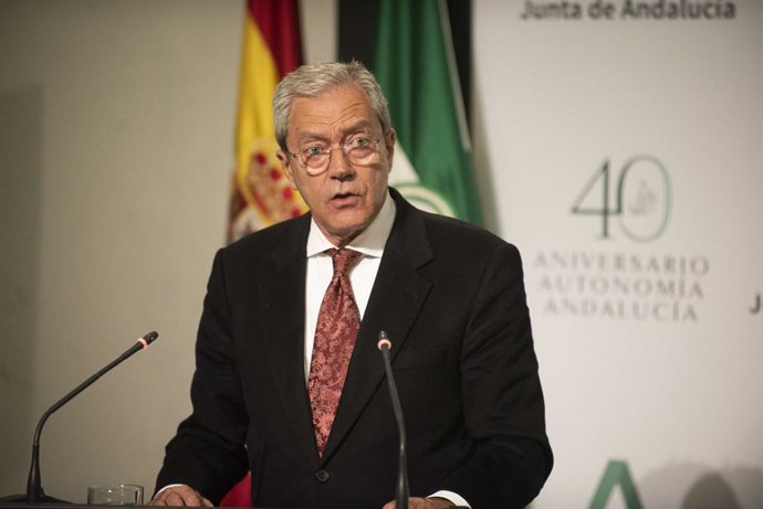 El consejero de Transformación Económica, Rogelio Velasco, este martes en la rueda de prensa posterior a la reunión del Consejo de Gobierno.