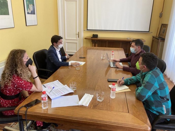 Reunión Mesas Movilidad con delegada del Gobierno y Pedro Casares