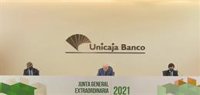 Azuaga asegura que el ajuste de empleo en Unicaja Banco tras la fusión se analizará "con rigor y seriedad"