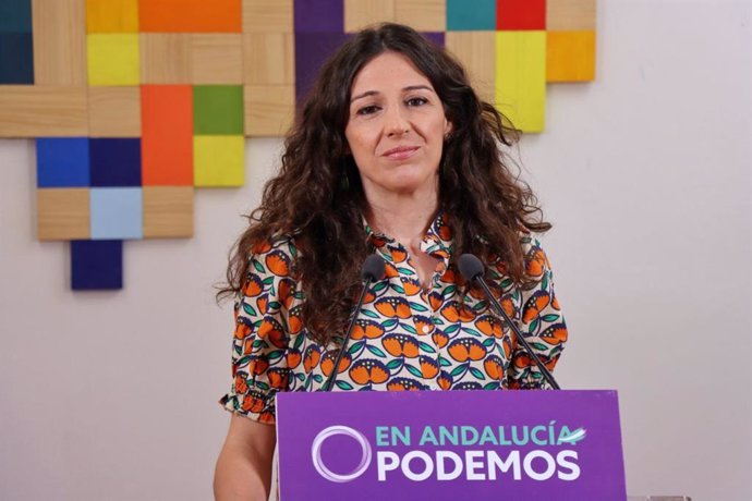 La coportavoz de Podemos Andalucía, Libertad Benítez, este miércoles en rueda de prensa.
