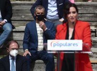 Considera que Toni Cantó puede ofrecer "mucho y bueno" al PP 