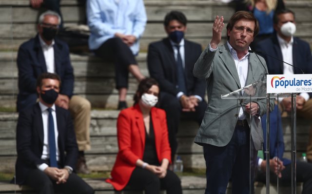 Almeida en la presentación de la lista del PP al 4M