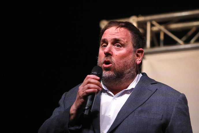 El líder de ERC, Oriol Junqueras, vuelve a la cárcel de Lledoners, donde será encarcelado en régimen ordinario desde hoy después de que el juez haya revocado su semilibertad, en San Juan de Torruella, Barcelona, Catalunya (España), a 9 de marzo de 2021.