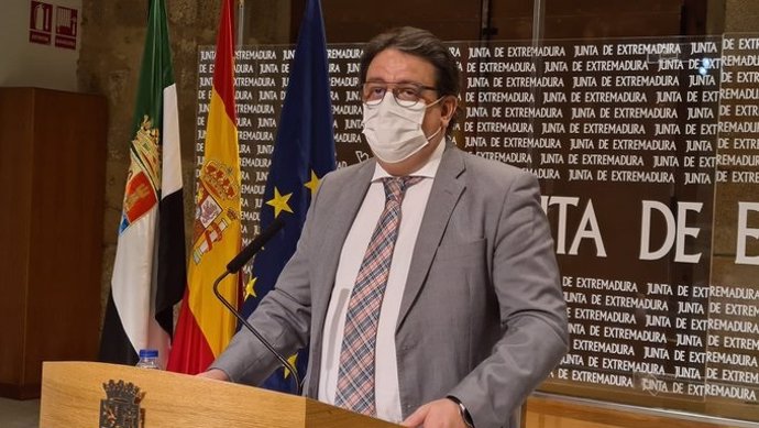 José María Vergeles, consejero de Sanidad de Extremadura.