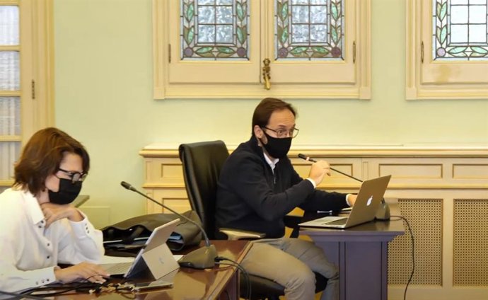 Comisión de Asuntos Institucionales y Generales del Parlament.