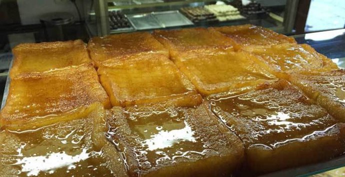 Torrijas de la confitería La Campana de Sevilla