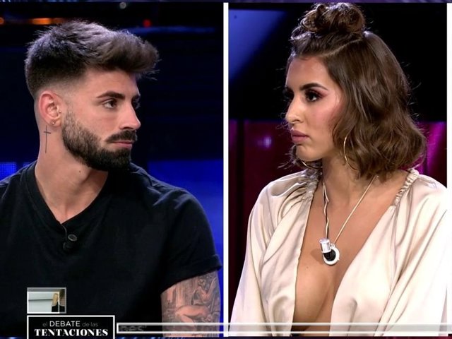 ISAAC Y MARINA EN EL PLATÓ DEL DEBATE DE 'LIDLT'