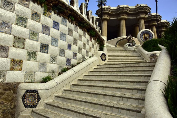 Archivo - Arxiu - Vista de les escales del Park Güell.