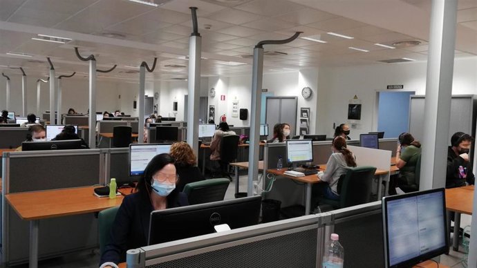 Archivo - Servicio de Atención Telefónica 012