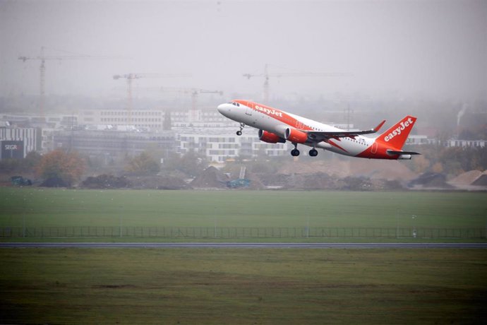 Archivo - Easyjet en una imagen de archivo 