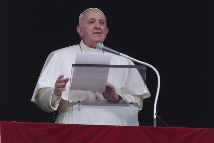 14 March 2021, Vatican, Vatican City: Pope Francis delivers the weekly Angelus prayer from the window of the apostolic palace overlooking St. Peter's Square at the Vatican. Photo: Evandro Inetti/ZUMA Wire/dpa