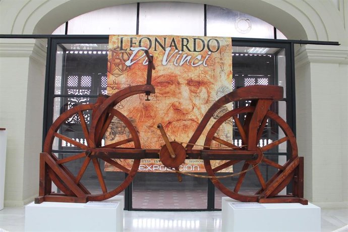 Los Inventos de Leonardo es una en una cuidada selección de algunos de sus inventos más representativos del genio del renacimiento, realizada por los voluntarios culturales de la Fundación Sophia de Palma de Mallorca.