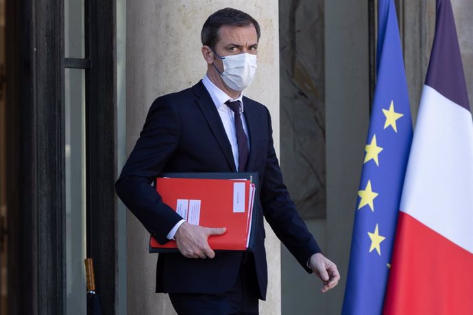 24 March 2021, France, Paris: French Minister of Solidarity and Health, Olivier Veran leaves the Council of Ministers, at the Elysee Palace. Photo: Sadak Souici/Le Pictorium Agency via ZUMA/dpa
