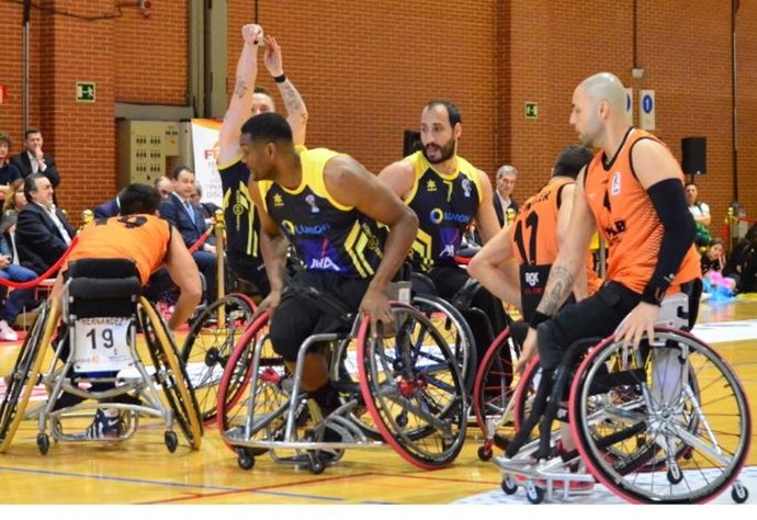Archivo - Baloncesto en silla de ruedas