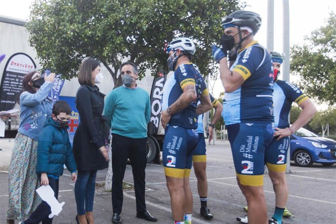 El Reto por el Autismo recorre la provincia de Almería para concienciar y recaudar fondos